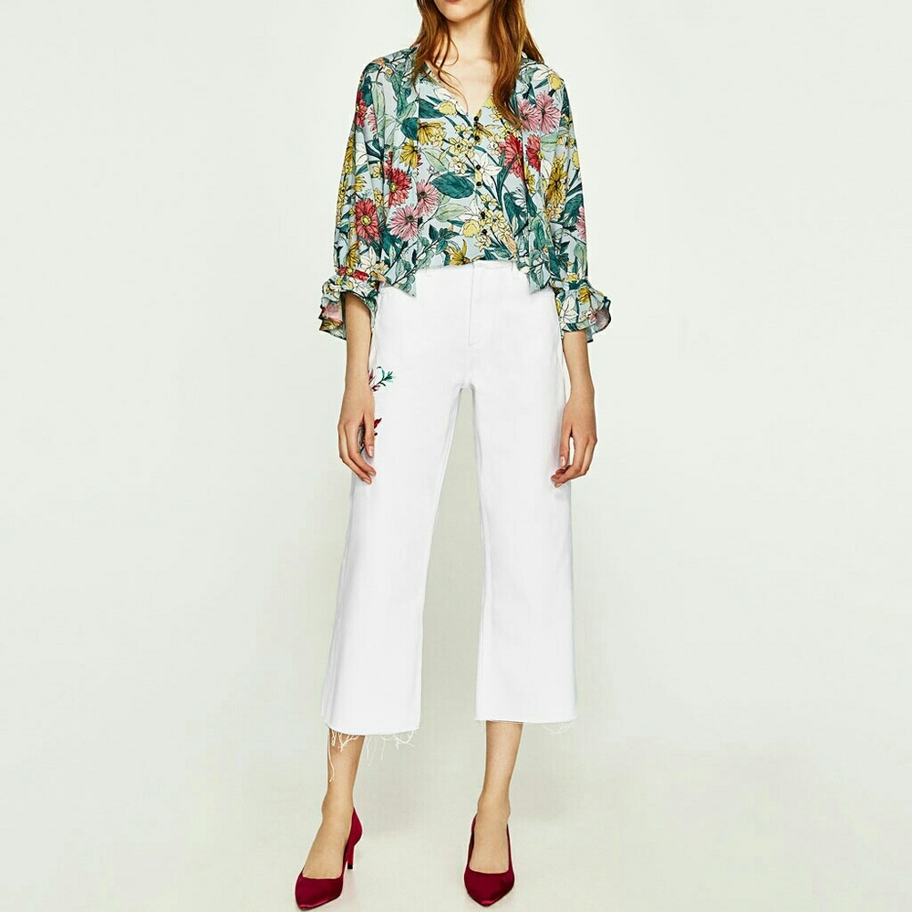๐HP๐Zara embroidered floral jeans - Picture 2 of 6
