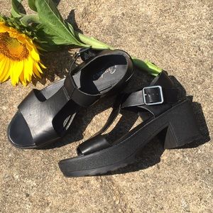Candies 🍭 Black Platform Sandals