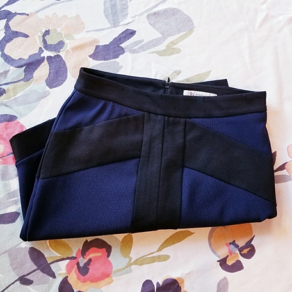 BCBG Ribbed Bodycon Skirt - Picture 2 of 5