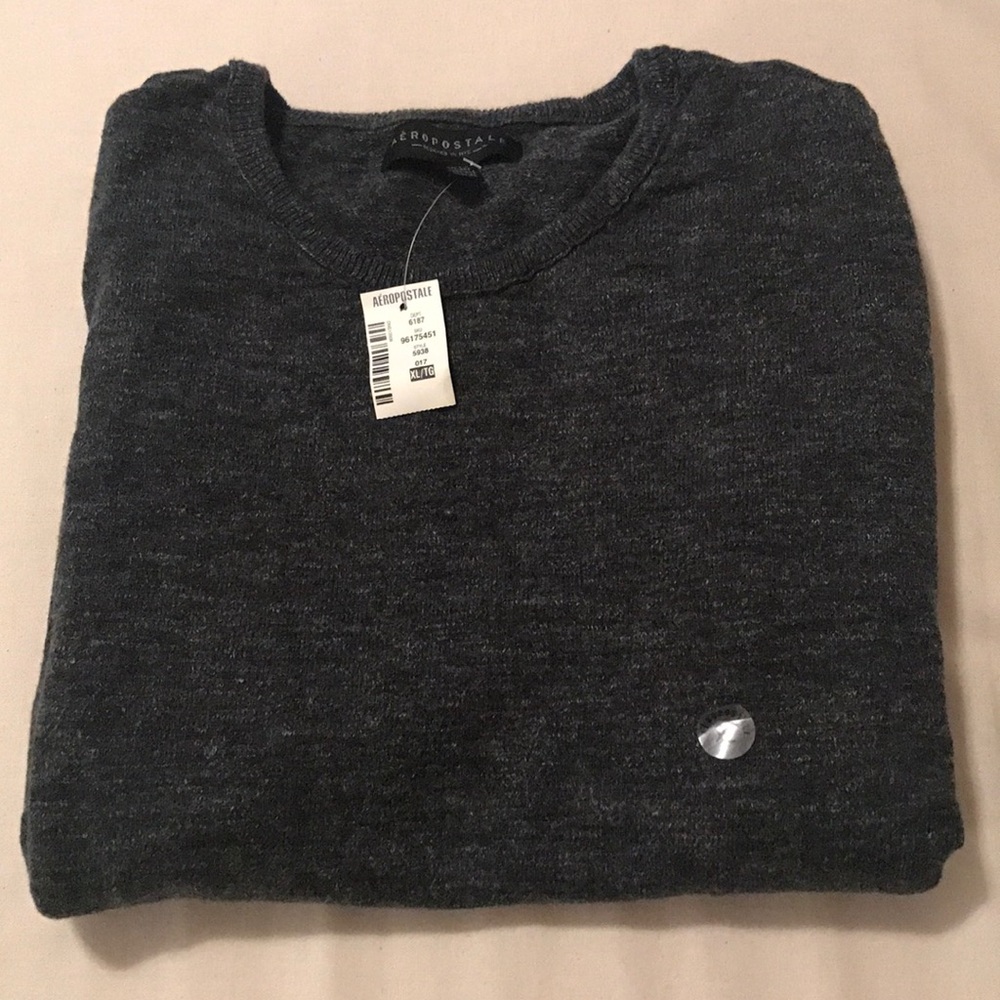 Men's Aeropostal sweater - Picture 2 of 4
