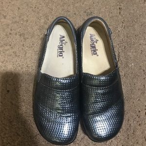 Algeria Slip resistant Clogs