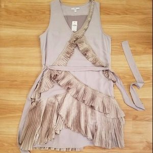 GAP Taupe Off White Ruffle Tiered Satin Dress Sz 2