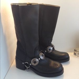 SOLD!Durango leather motorcycle boots