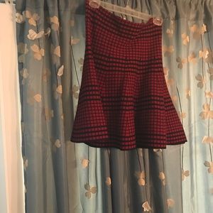 Cute fit and flare knit skirt... worn once
