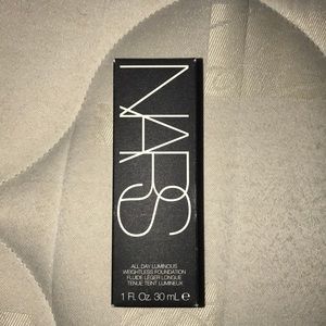 NARS All Day Luminous Foundation