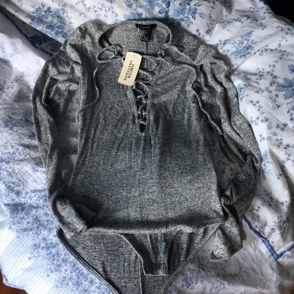 NWT Forever 21 Marled heather grey laceup bodysuit