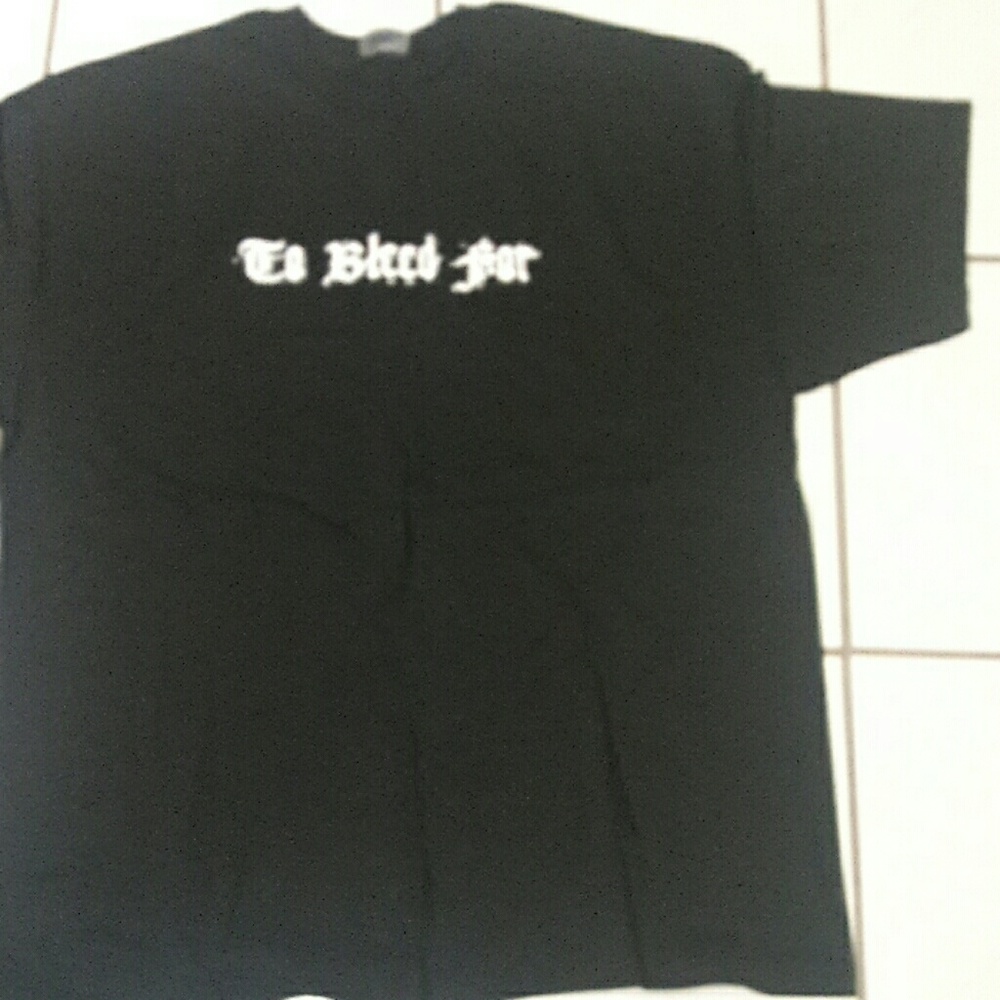 Gothic like "to bleed for" t-shirt