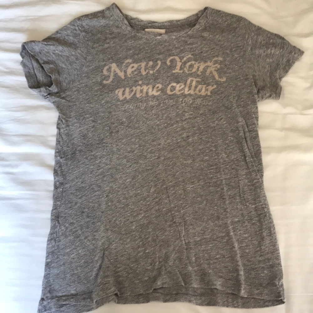 Reservable tee. Medium