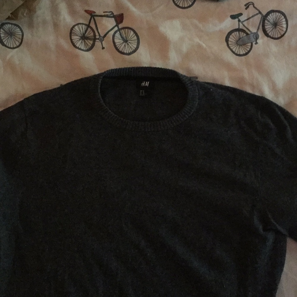 Men's sweater