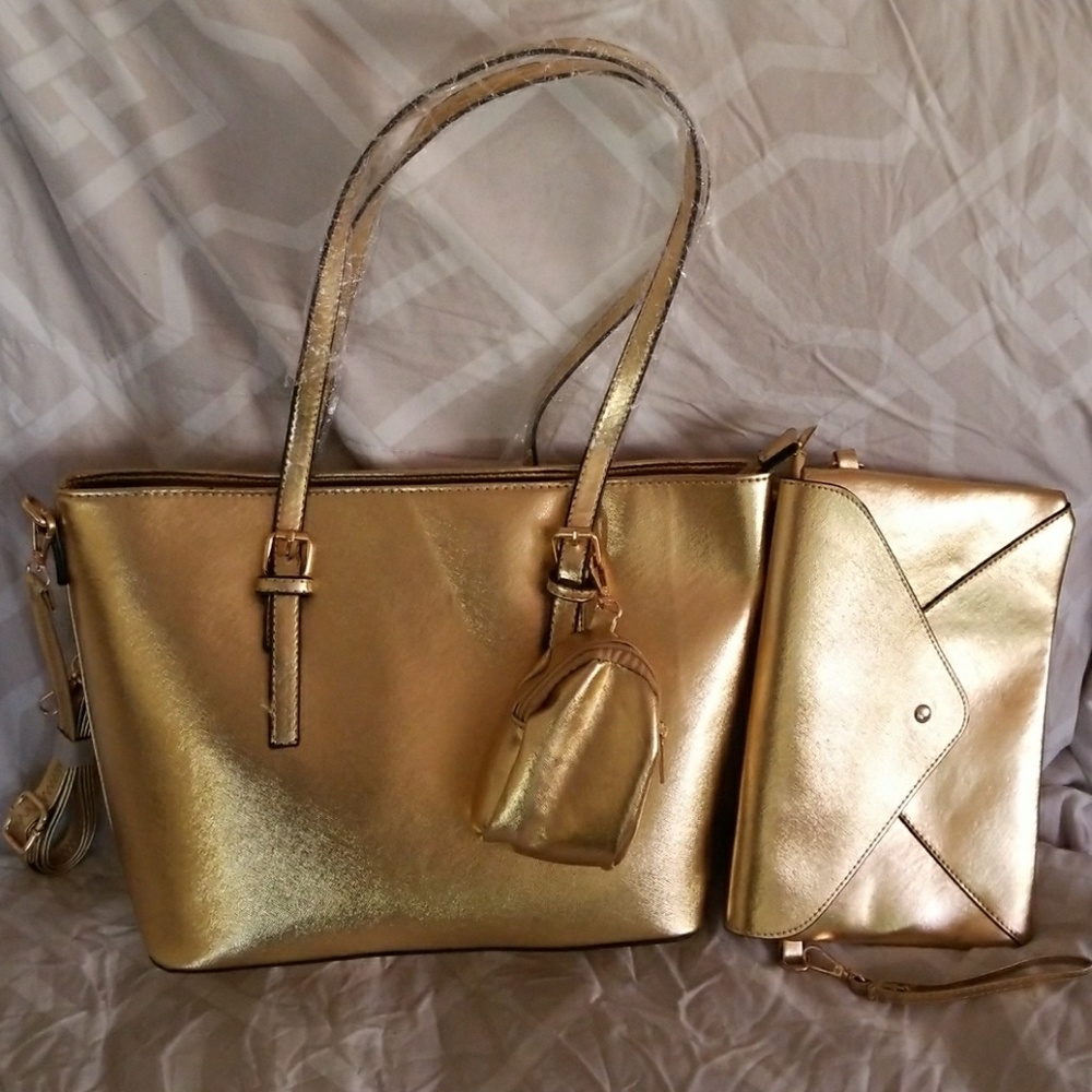 Purses - Picture 2 of 3