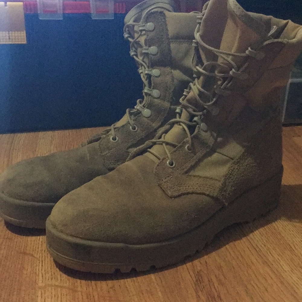 Combat boots, only worn twice