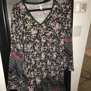 Selling a lovely boho chic dress from Target!