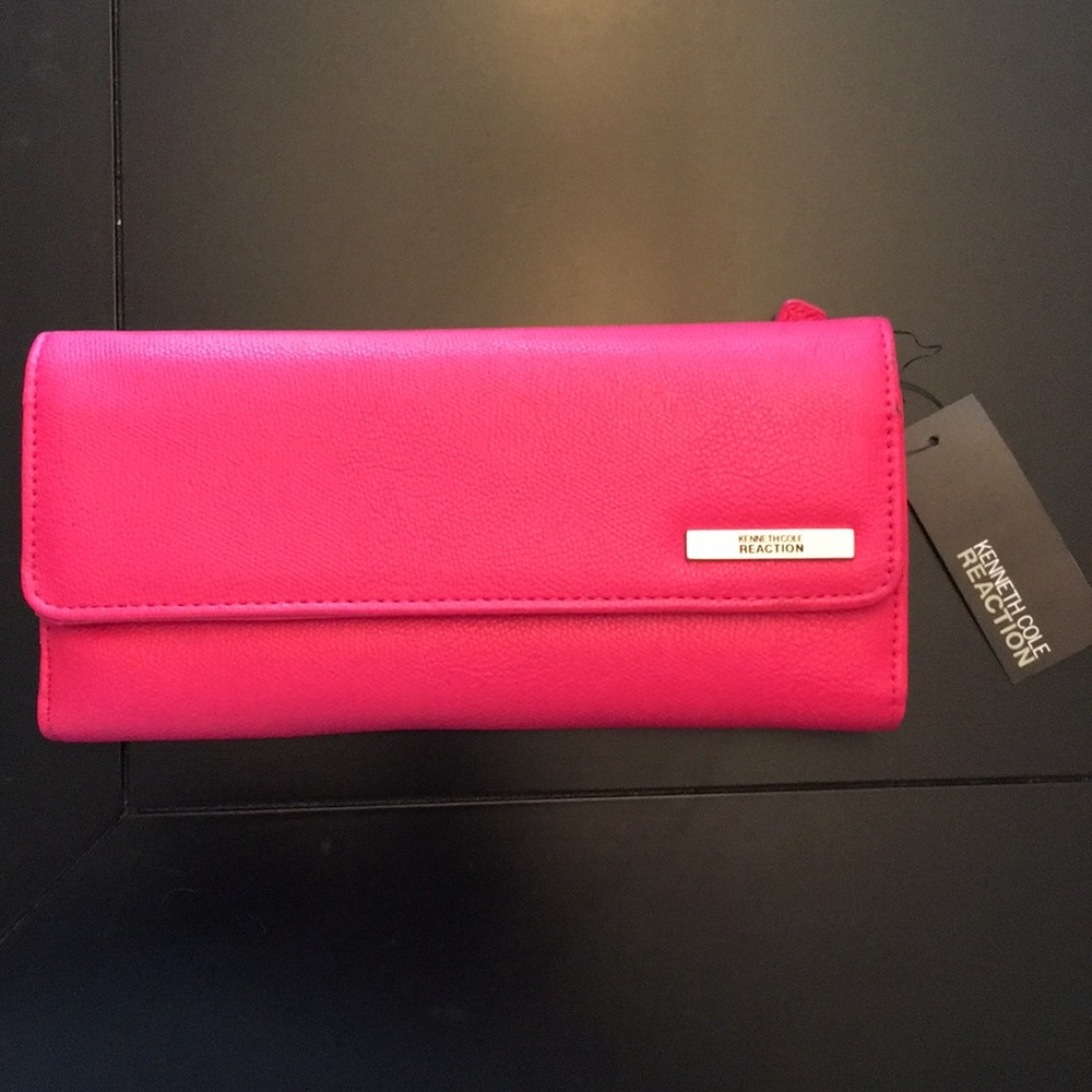 Kenneth Cole trifold wallet