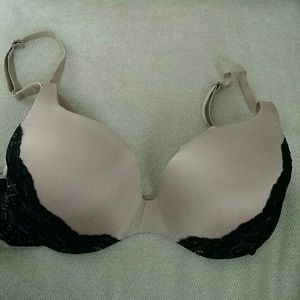 Victoria's Secret padded bra 36A