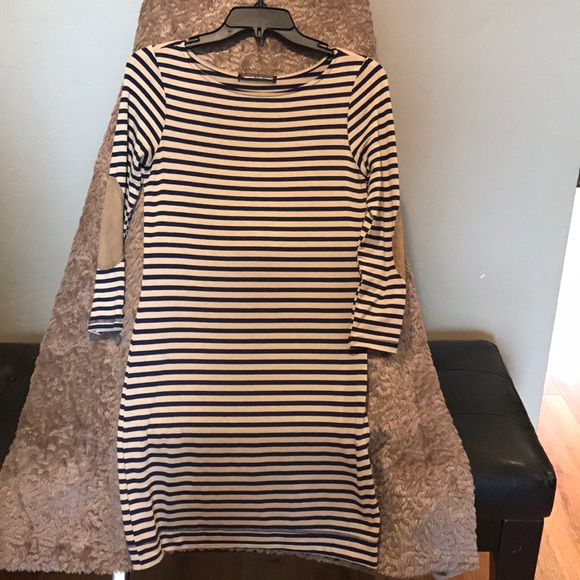 ***SOLD***Happening In The Present  stripped dress - Picture 1 of 6
