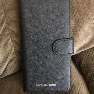 Michael Kors iPhone 7 Plus Folio Case in Black