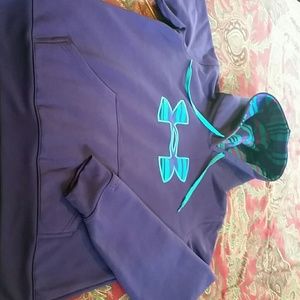 EUC Under Armour Purple Semi Fitted Sweatshirt