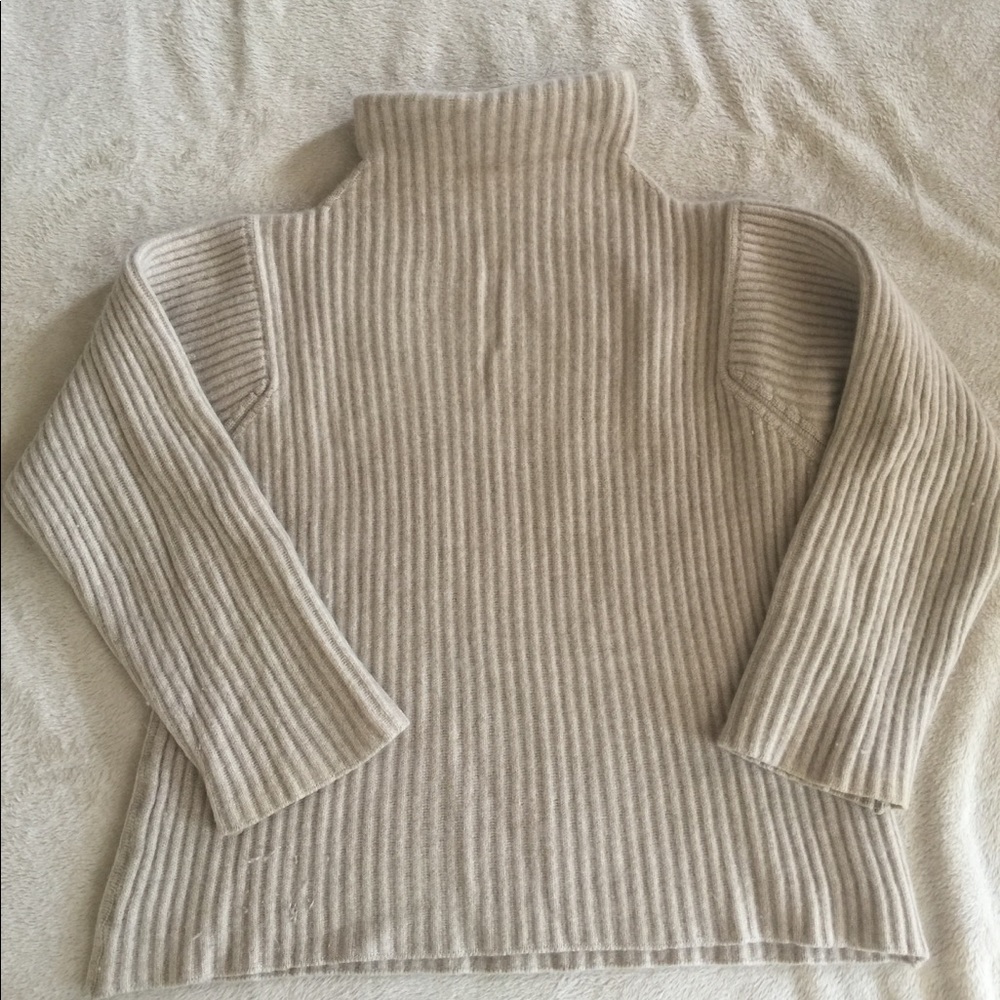 Tan cashmere ribbed sweater