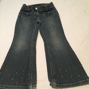 Gymboree super cute jeans. Adjustable waist.
