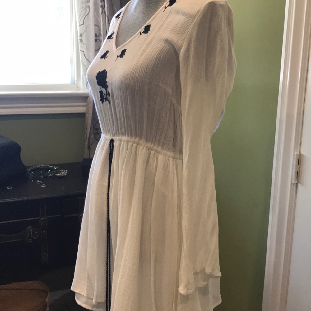 Backless romper - Picture 2 of 4