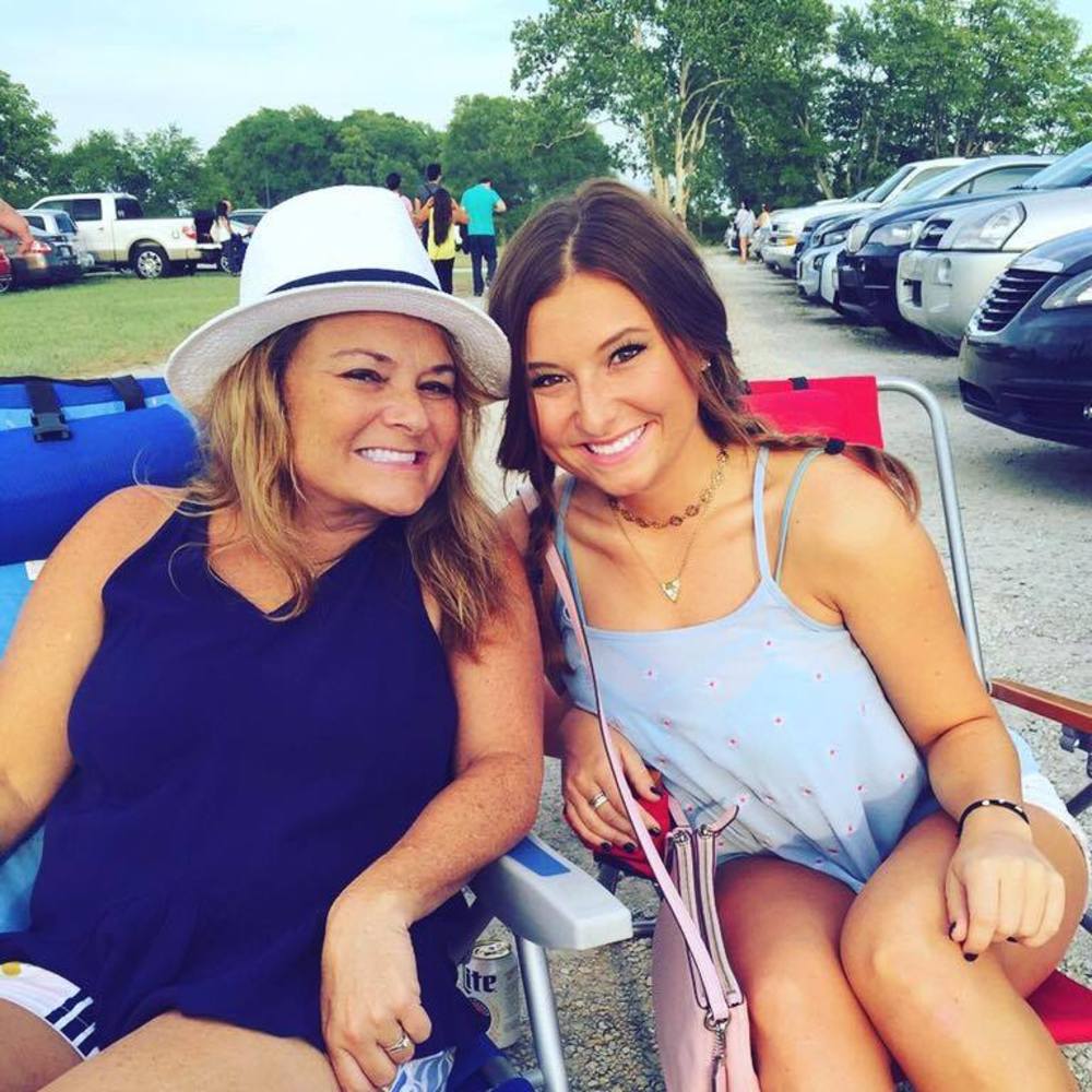 Meet your Posher, Ali