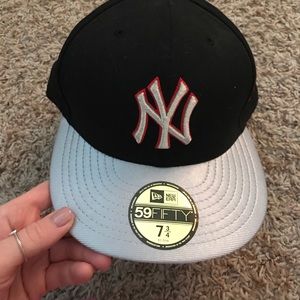 NEVER WORN Yankees Hat