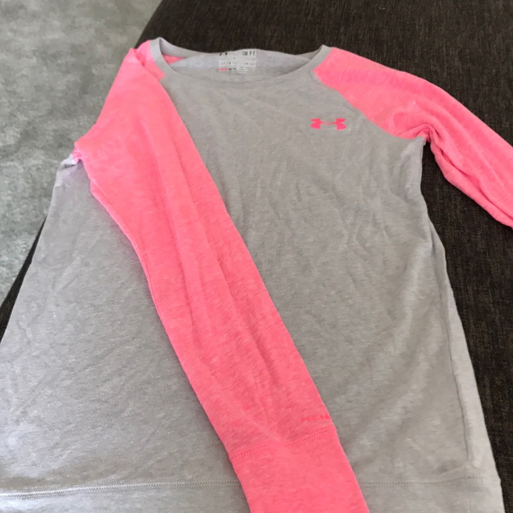 Under amour semi fitted long sleeve