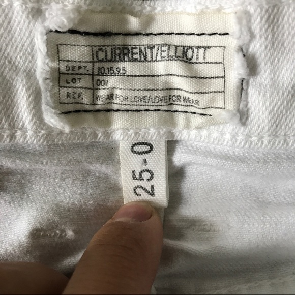 Current Elliot Ripped White Boyfriend Jean - Picture 4 of 5