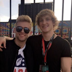 Meet your Posher, Chase