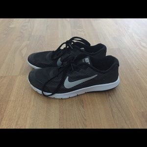 Nike running women shoes