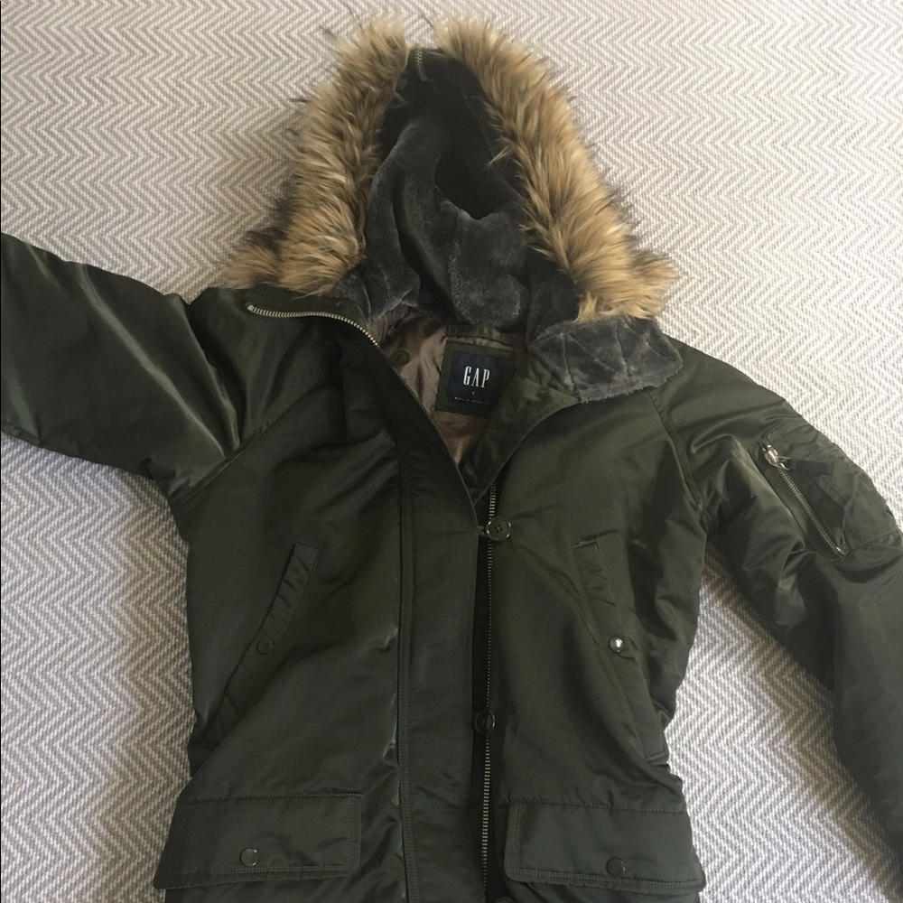 GAP Faux-Fur Dark Green Parka