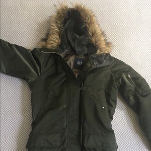GAP Faux-Fur Dark Green Parka