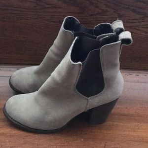 Taupe Steve Madden P.Rigger Booties