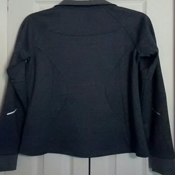 Running Jacket - Picture 5 of 6