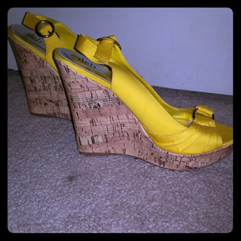 Sweet Yellow Wedges!
