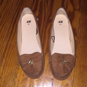 H&M brown tassle flats