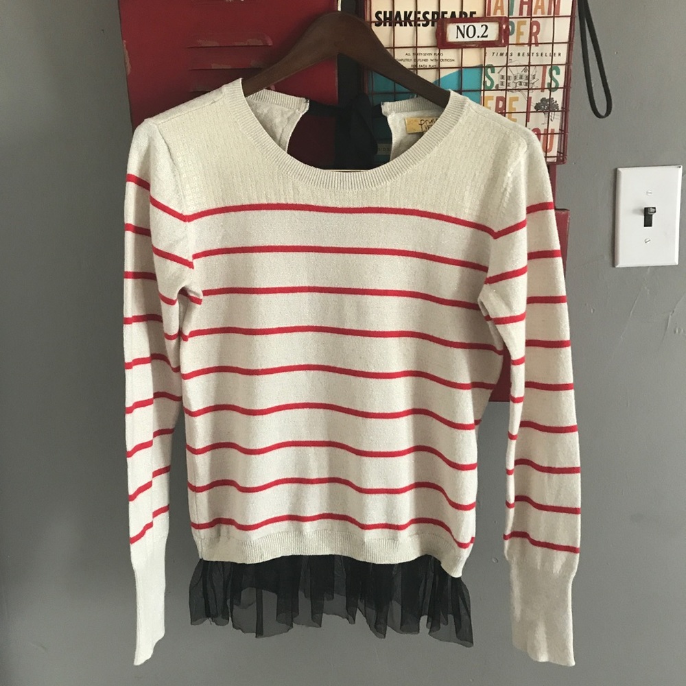 Princess Vera Wang sweater 👑