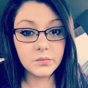 Meet your Posher, Claire