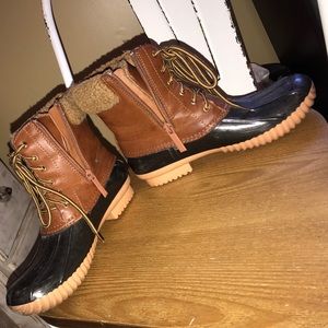 Boutique brand duck boots