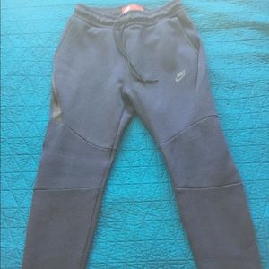 Nike Slim Fit tappered sweat pants navy blue