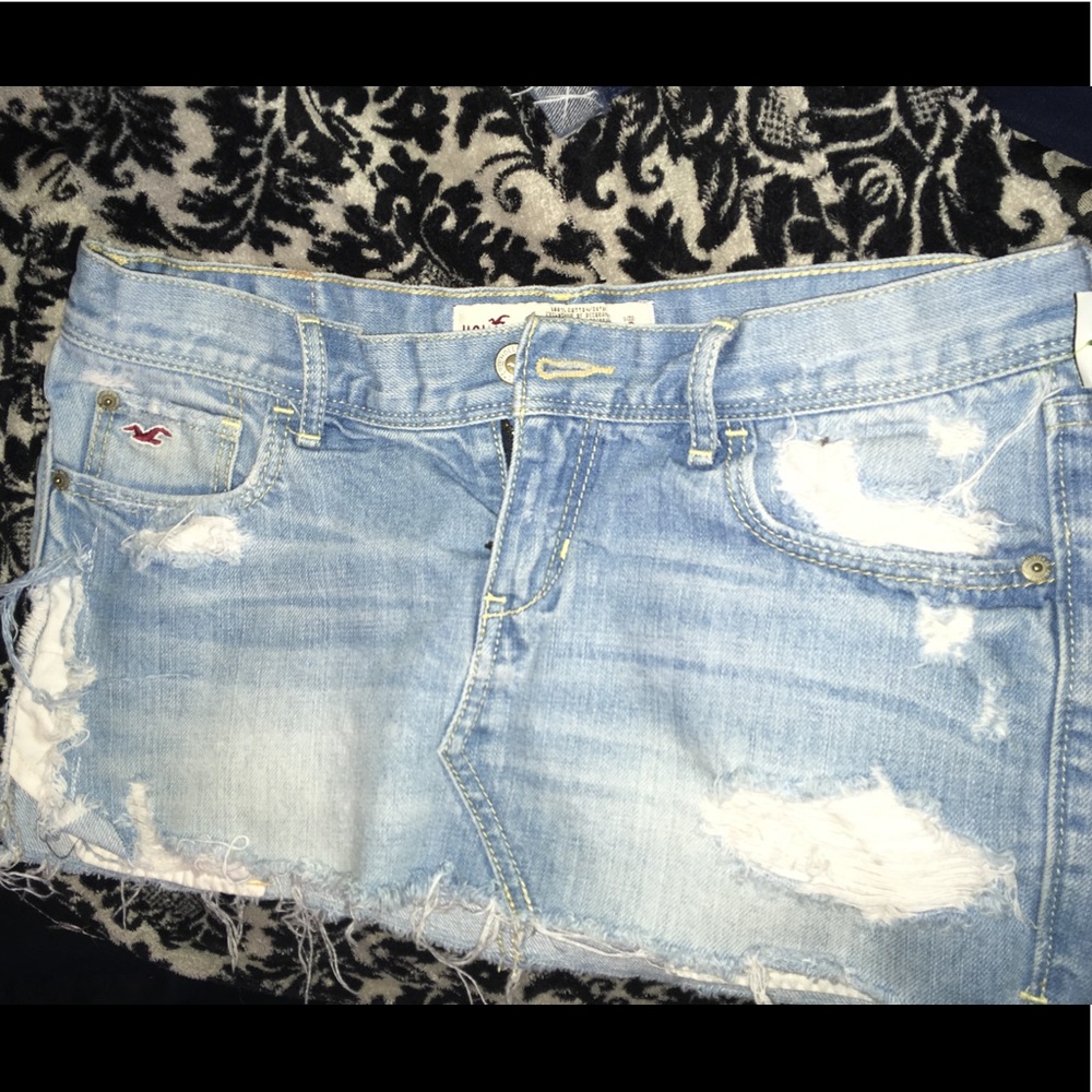 Short hollister skirt