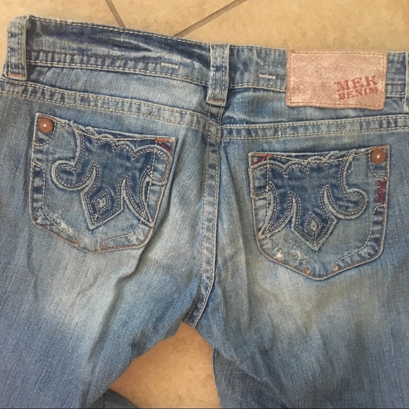 MEK Cropped boyfriend light wash denim - Picture 2 of 2