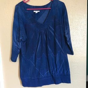 3/4 sleeves blue shirt