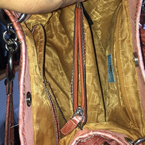 Kathy Van Zeeland Peach Shoulder Bag Large Vinyl - Picture 7 of 8