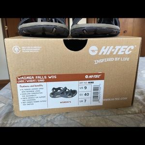 Hi-Tec Shoes - HI-Tech Inspired by Life Strap Sandals Hi-Tec Shoes - HI-Tech Inspired by Life Strap Sandals