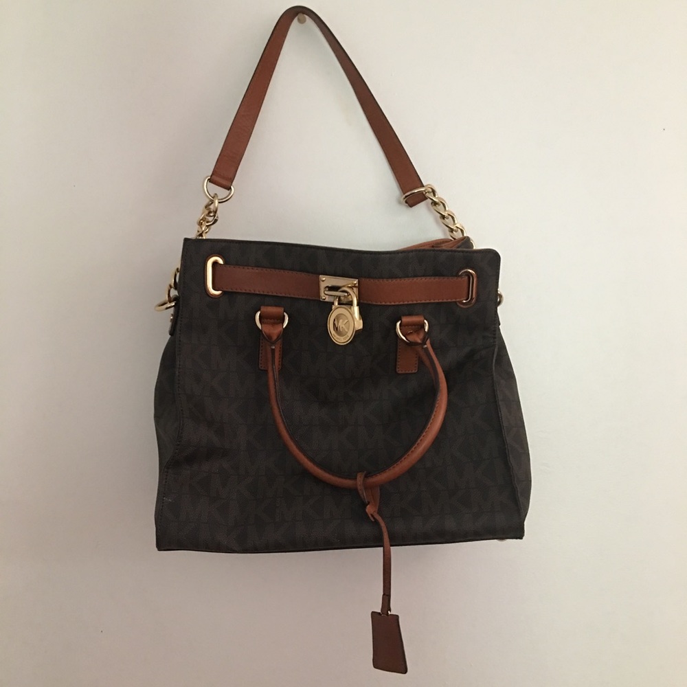 *AUTHENTIC* MK PURSE