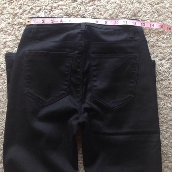 NWT- Design Lab Black Skinny Pants - Picture 3 of 4