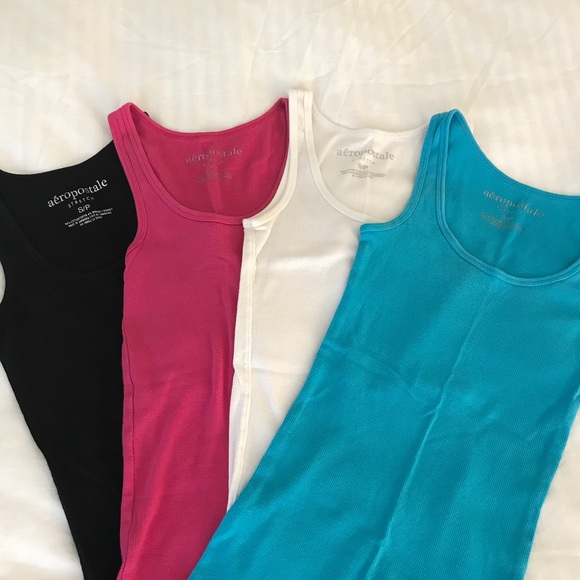 Aeropostale Tops - Aeropostale 4+1 lot tank tops - size Small