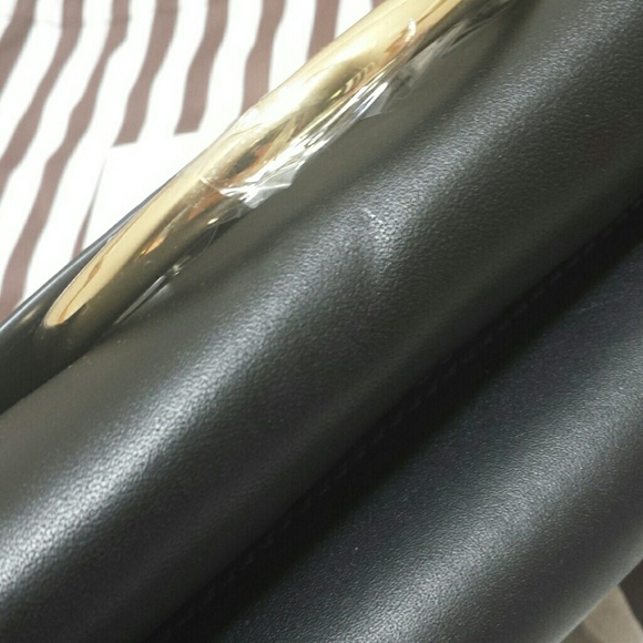 Henri Bendel The Marquis Convertible Clutch - Picture 7 of 8