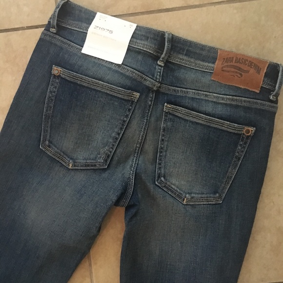 Zara straight leg distressed denim. New with tag - Picture 2 of 2